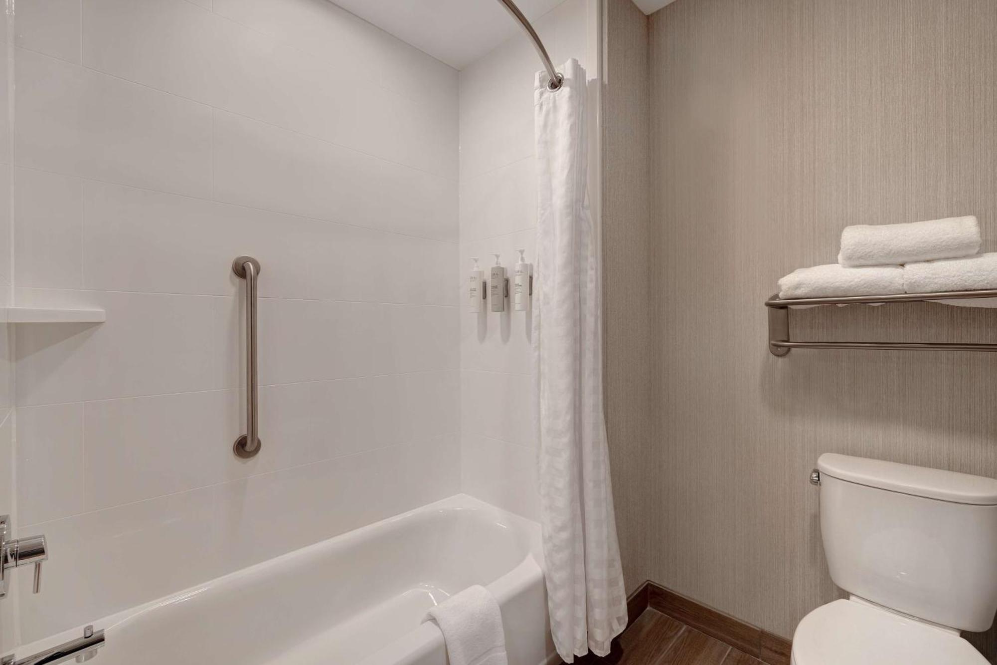 Homewood Suites By Hilton Oak Creek Milwaukee מראה חיצוני תמונה