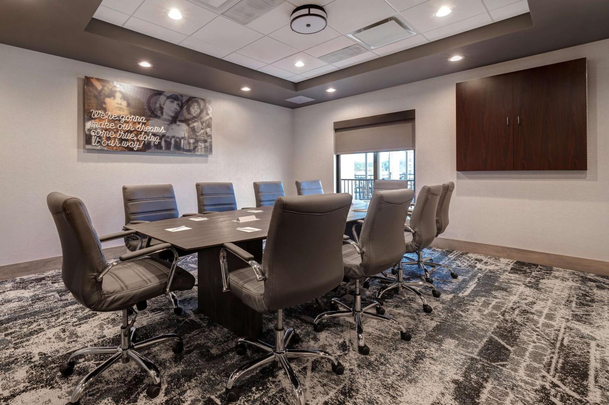 Homewood Suites By Hilton Oak Creek Milwaukee מראה חיצוני תמונה